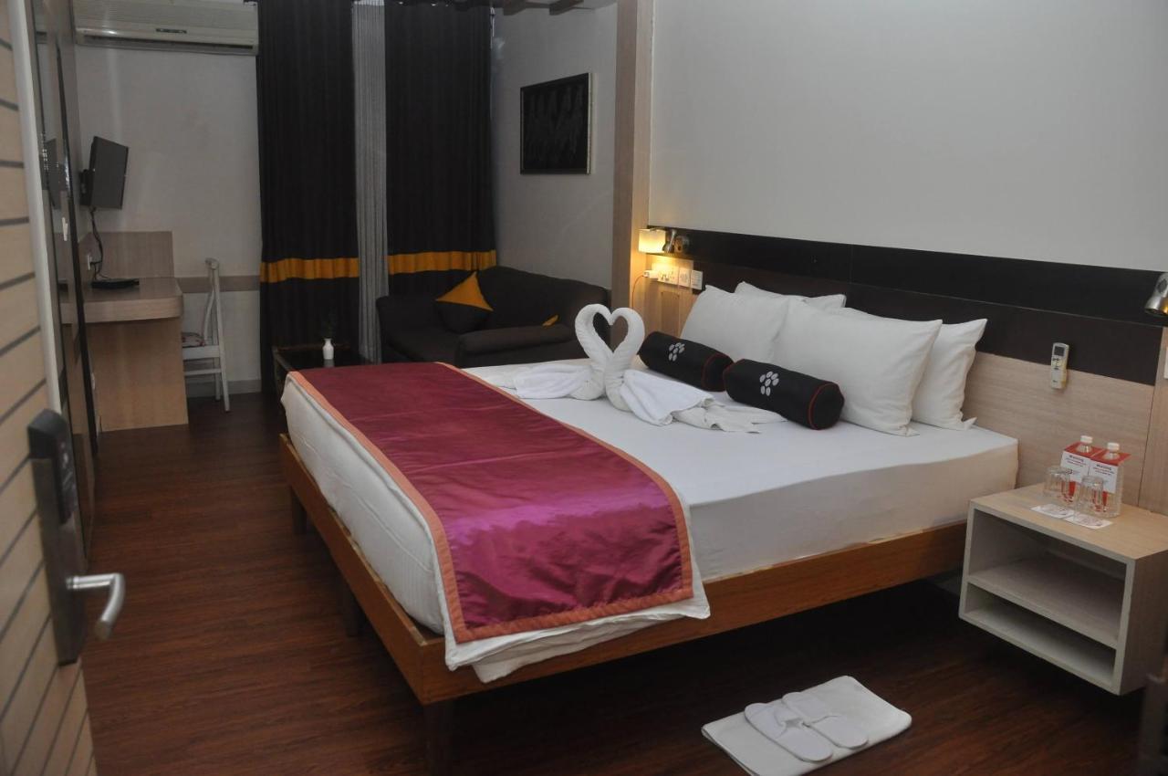 Mastiff Infantry Bengaluru Hotel Exterior photo